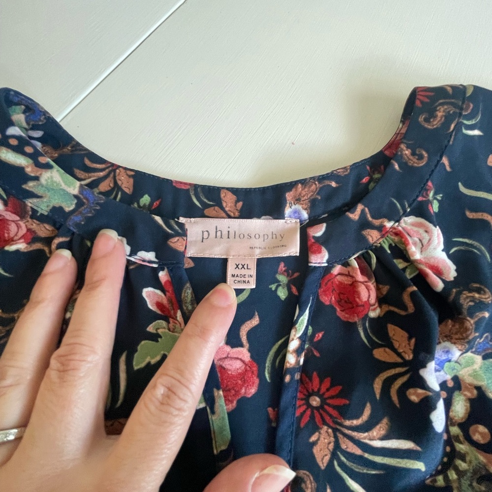 Women’s tunic style blouse
